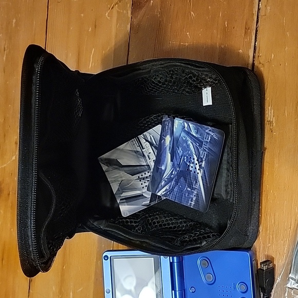 Nintendo Gameboy Advanced SP - Picture 6 of 14